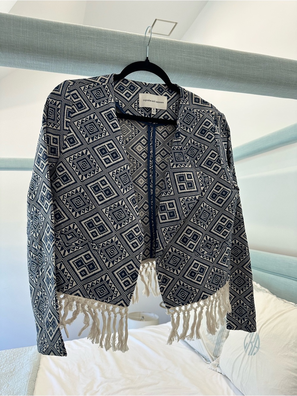 Cropped Geometric Fringe blazer  - Navy & Cream